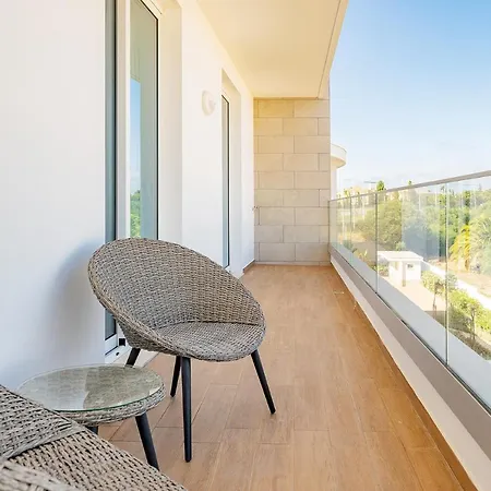 Modern Apartment - Vila Ancora - Porto De Mos, Lagos, Algarve *
